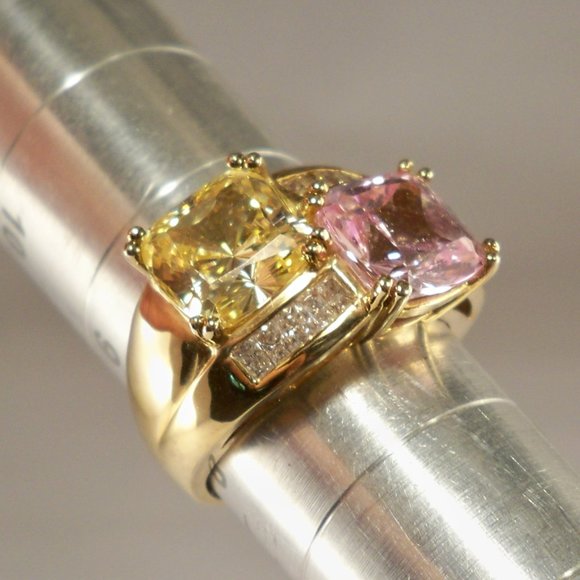 NEW Victoria Wieck Yellow & Pink Cubic Zirconias Gold Ring - Picture 5 of 10